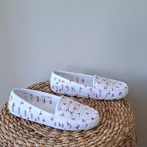 Floafers Womens White Rubber Preppy/Beach/Casual Driving Loafers Ribbon Print 8